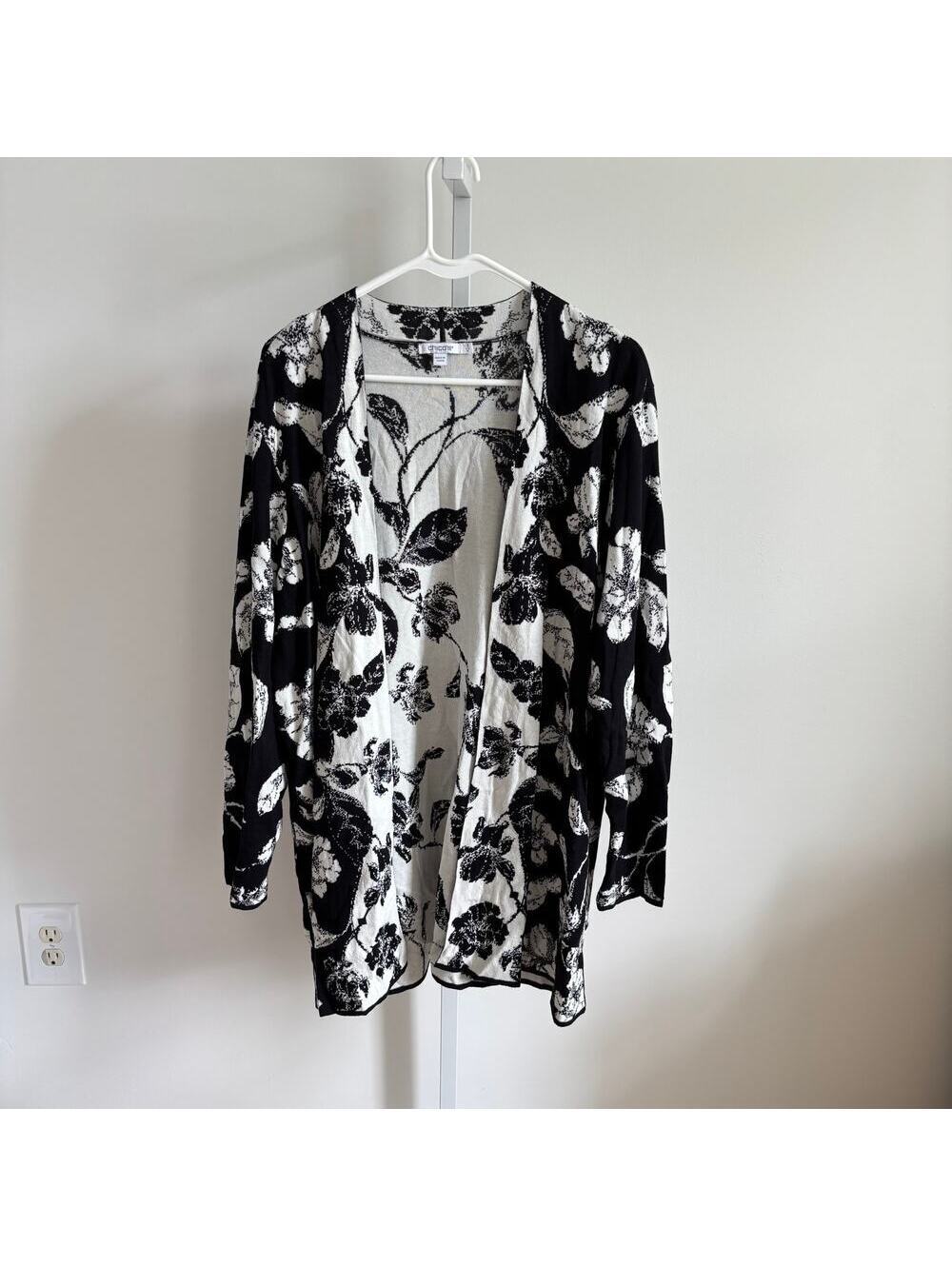 Chico's EUC Women's Open Front Cardigan Bold Black White Floral Size 3 (XL)